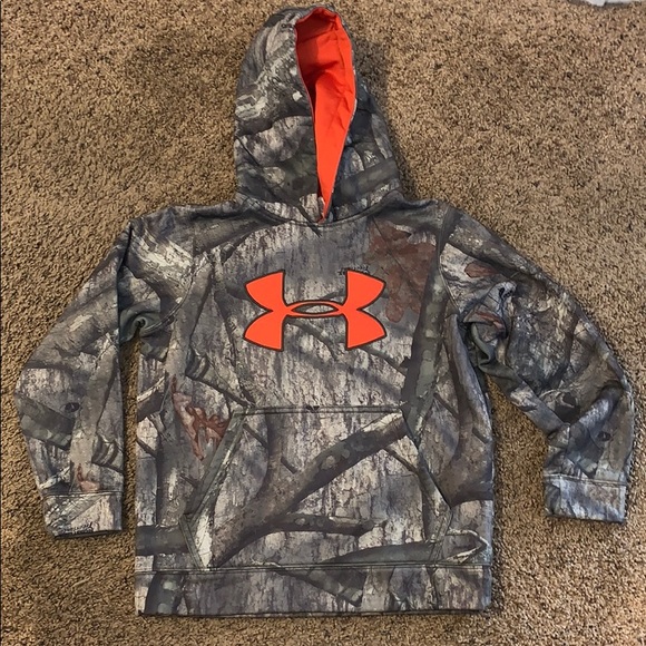 Under Armour Other - Youth UnderArmour Mossy Oak Hoodie